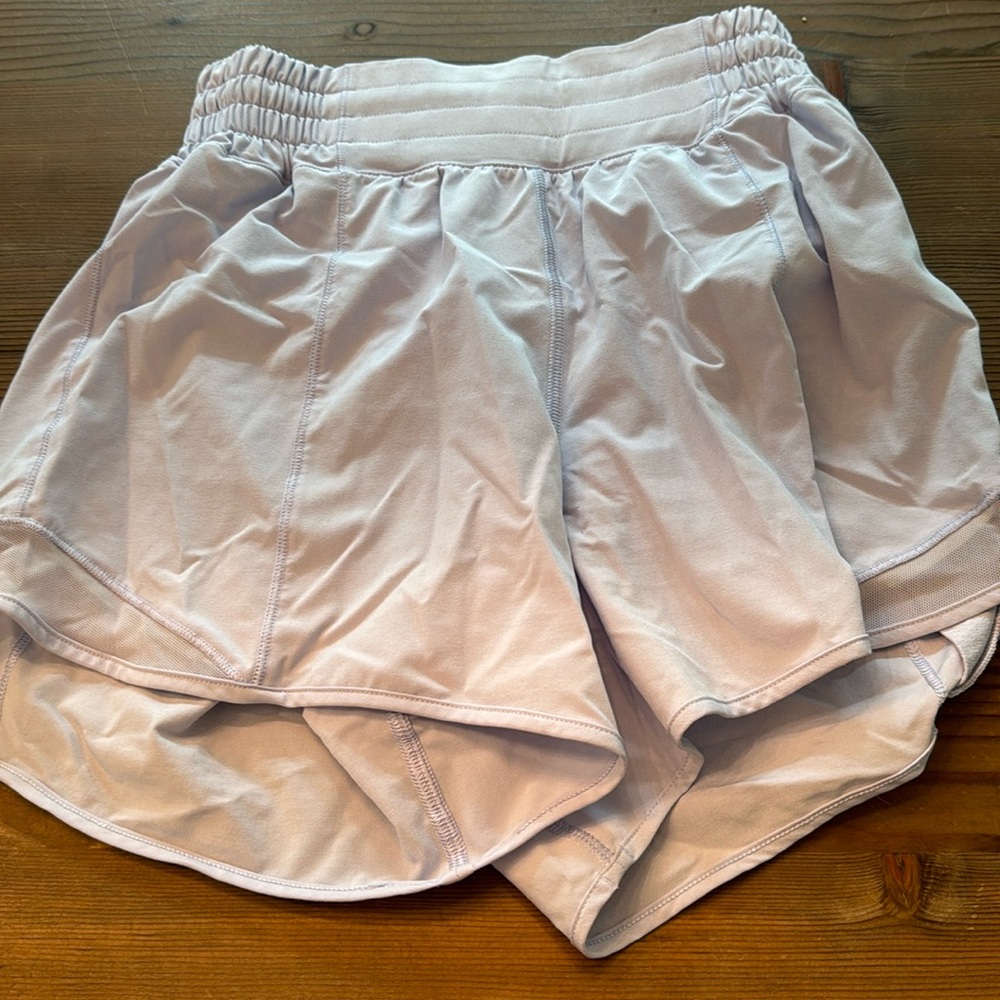 Lululemon Hotty Hot - High-Rise - 4”